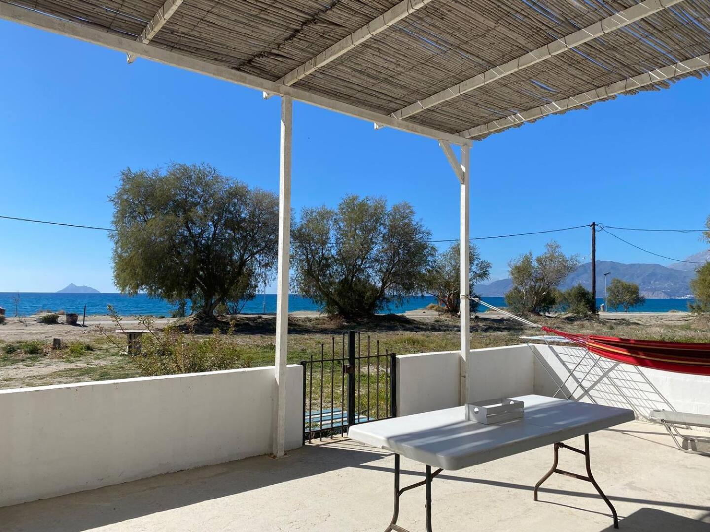 Zen Seaside Apartment Kalamaki  Eksteriør billede