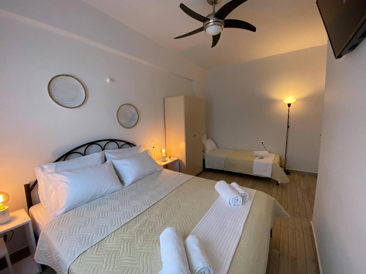 Zen Seaside Apartment Kalamaki  Eksteriør billede